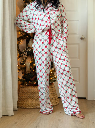 Mistletoe Bow Pajama Set
