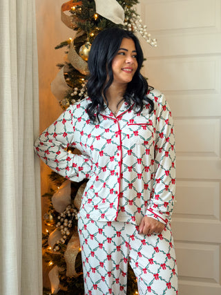 Mistletoe Bow Pajama Set