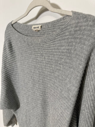 Grey Ribbed Sweater - Magnolia & Pine