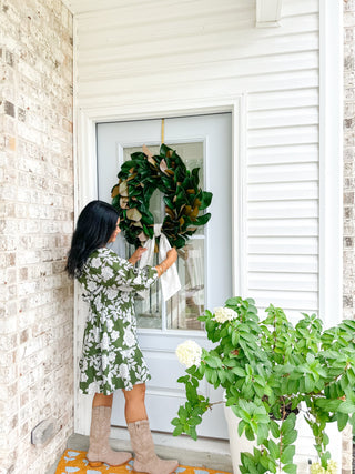 Signature Magnolia Wreath - Magnolia & Pine