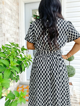 Black & White Diamond Printed Midi Dress - Magnolia & Pine