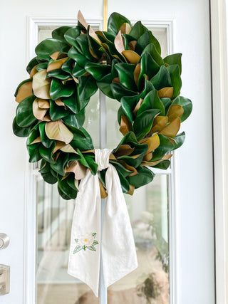Signature Magnolia Wreath - Magnolia & Pine