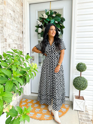 Black & White Diamond Printed Midi Dress - Magnolia & Pine